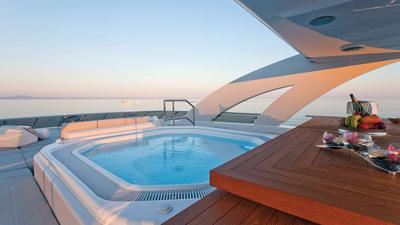 Heesen 4400 ALUMINIUM 101 <b>Exterior Gallery</b>