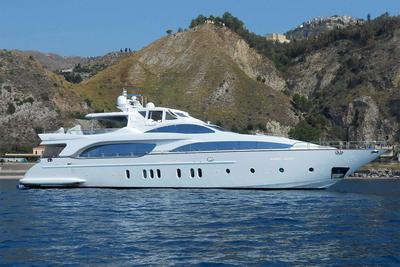 Azimut GRANDE 105 Tartaruga