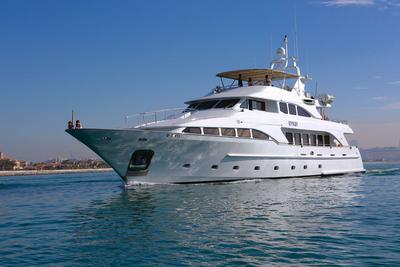 Benetti Classic 115 DXB