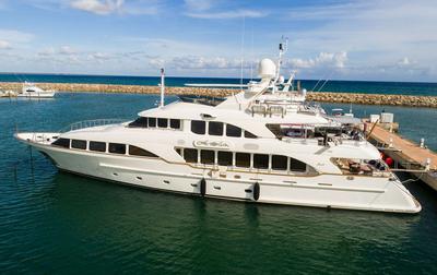Benetti Classic 120 Orinokia
