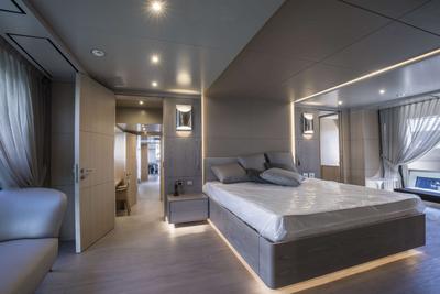 Benetti Classic Supreme 132 HAPPY ME <b>Interior Gallery</b>