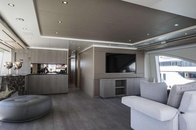Benetti Classic Supreme 132 HAPPY ME <b>Interior Gallery</b>