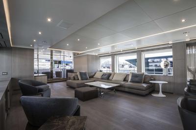 Benetti Classic Supreme 132 HAPPY ME <b>Interior Gallery</b>