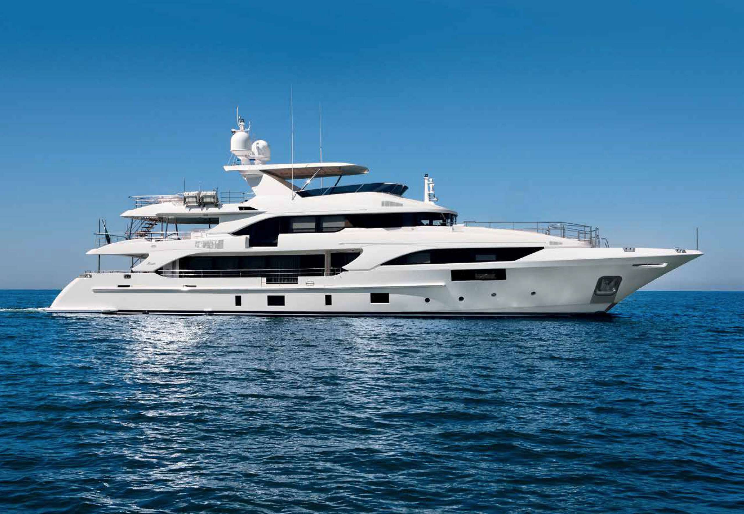 Benetti Classic Supreme 132 Nechida <b>Exterior Gallery</b>