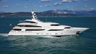 Benetti custom St. David