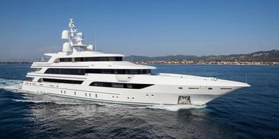 Benetti custom Moca