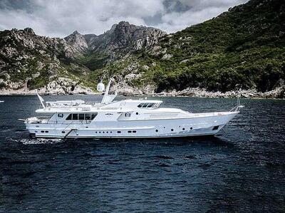 CRN Custom Vespucci