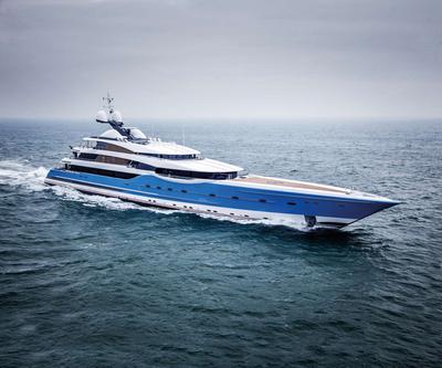 Feadship Full Custom MADAME GU
