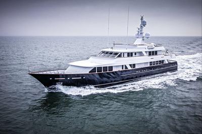 Feadship Full Custom VALORIA B