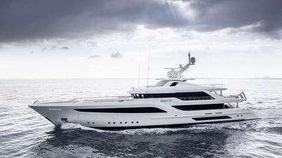 Feadship Full Custom Somnium
