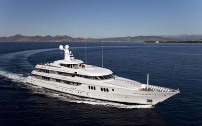Feadship Full Custom Trident