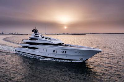Feadship Full Custom Vanish