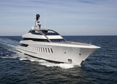 Feadship Full Custom Halo