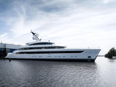 Feadship Full Custom Alvia