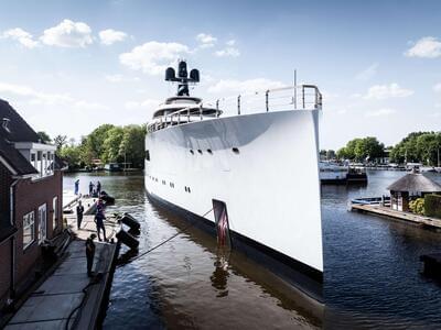 Feadship Full Custom 824