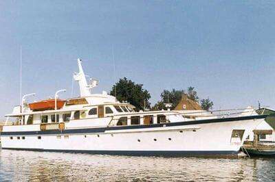 Feadship Full custom Al-direiyah