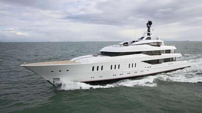 Feadship Full custom Hampshire