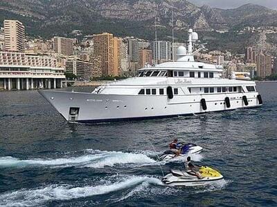 Feadship Full custom Polyaigos