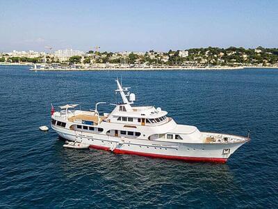 Feadship Full custom Seagull of cayman