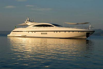 Mangusta Maxi Open 108 Ares