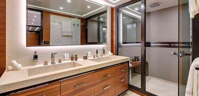 Mangusta Maxi Open 132 ZED <b>Interior Gallery</b>