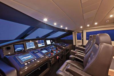 Mangusta Maxi Open 92 L'Esperance <b>Interior Gallery</b>