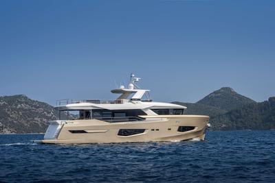 Numarine 26XP Lady Stefani