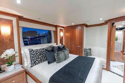Ocean Alexander 112 Paline II <b>Interior Gallery</b>
