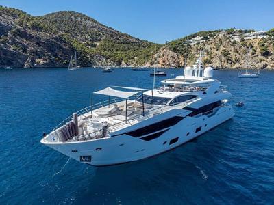 Sunseeker 116 Yacht Enigma