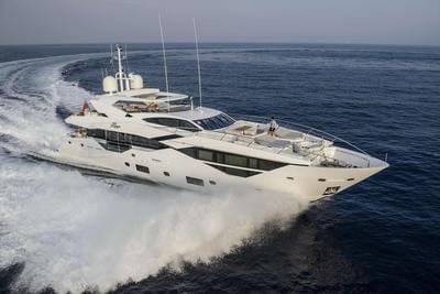 Sunseeker 116 Yacht Fleur